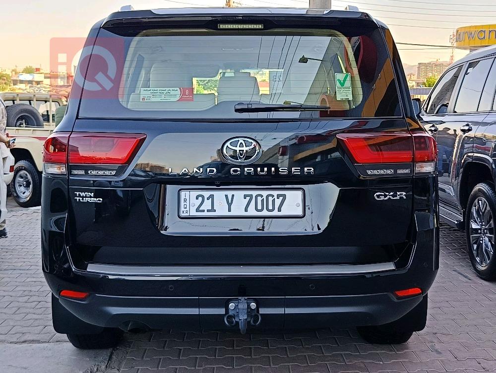 تويوتا لاندكروزر